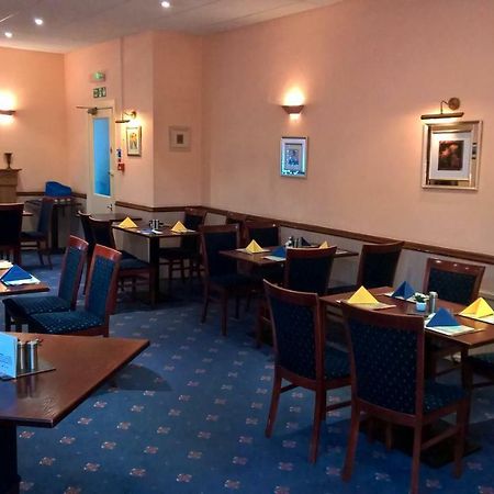 Green Tree Hotel Peebles Extérieur photo