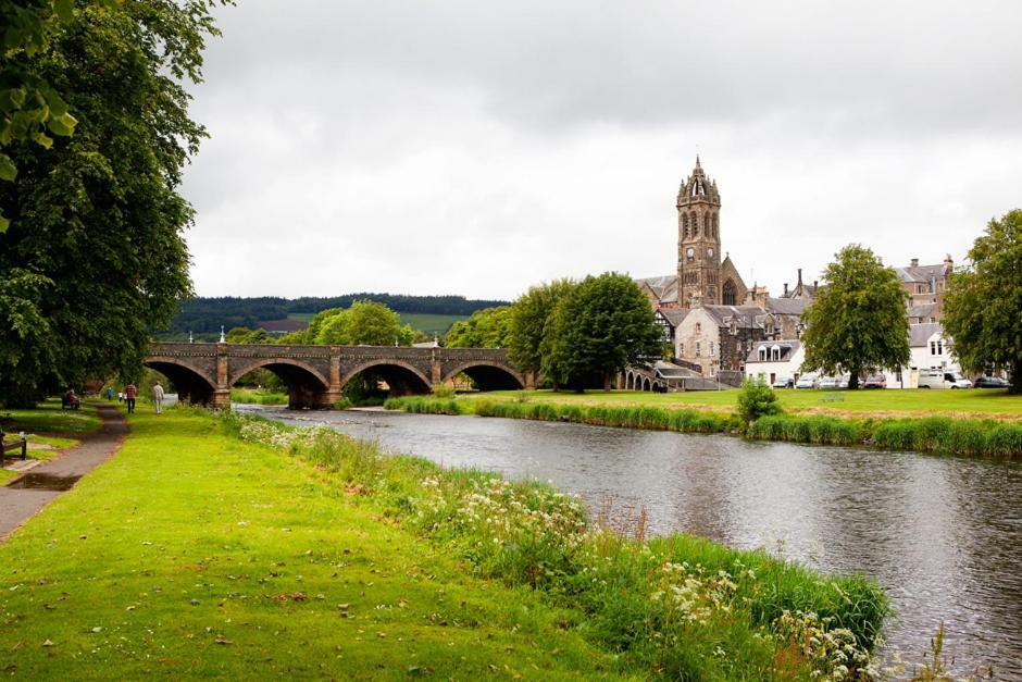 Green Tree Hotel Peebles Extérieur photo